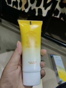 Mattlook zero sun matte gel sunscreen