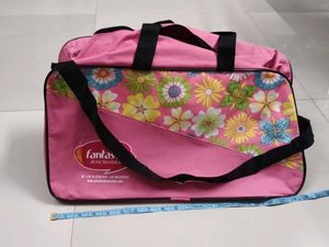 Jeyachandran Duffle Bag - Pink Floral Fantasy