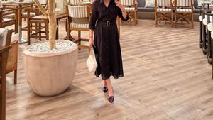 Elegant Brown Shirt Dress with Belt
