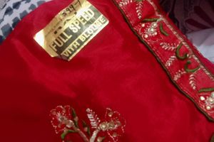 Floral Thumbs Up Saree with Blouse