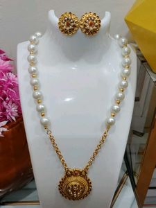Pearl Necklace Set