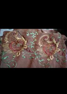 Elegant Mauve Embroidered saree for daily use