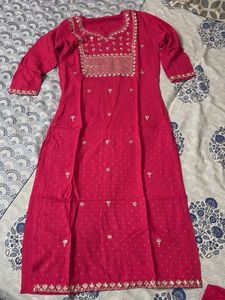 Elegant Pink Embroidered Kurta Set