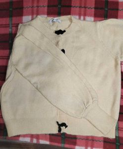 Cute Cardigan with Bow Details