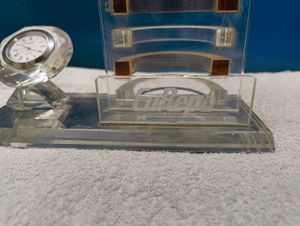 Glass Penstand With Clock