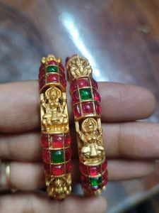Kemp Bangle
