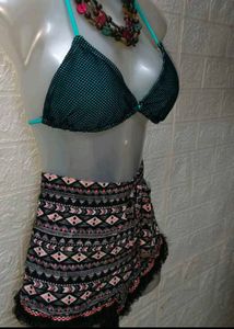 Cute Bikini Set &amp; Shorts
