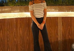 Offshoulder Crop Top