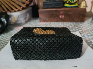 Metal Small Batua Appropriate For Parties