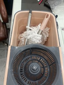 New Damaged Mop Bucket With Refil