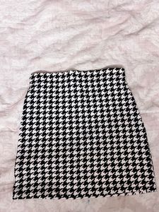 Houndstooth Mini Skirt