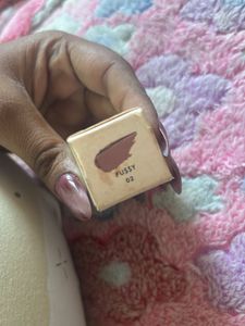 Fenty Beauty Gloss Bomb Luminizer