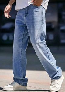 JEANS • Blue
