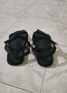 Black YOHO Sport Sandals