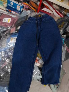 GIRLS JISNE 22-40No  28- 34 Kamr