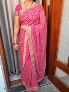 💘🎀Elegant Sequin Pink Saree🎀💘