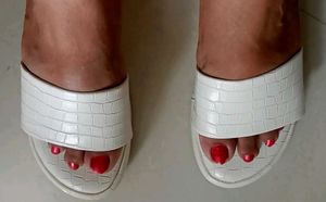 NEW White FLIP FLOP Sandal 24cm