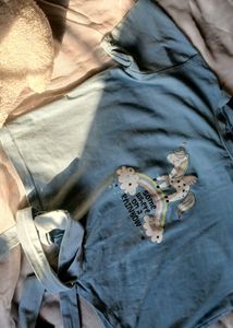 Adorable Unicorn Graphic Tee – Brand New!