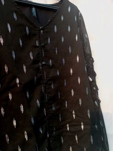 Black Printed Top 👠🌷