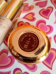 Charlotte Tilbury Hollywood Filter &amp; Compact
