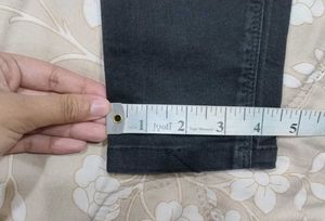 Black Pull-On Jeggings