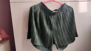 Green Shorts Casual Wear
