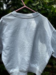 H&amp;M light blue v-neck Valencia sweatshirt