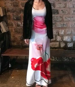newme beautiful backless dress