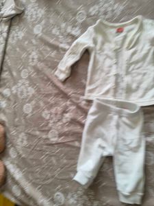 4 baby thermal wear Pair