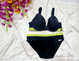 🇭🇲💫💗 Levi&#39;s Black Lingerie Set