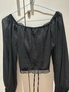 off shoulder/ scrunch up black party top
