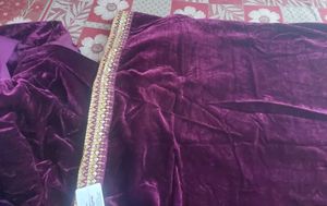 Mitera Velvet Saree With Embroidered Border