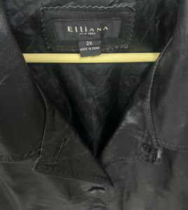 Elegant Black Leather Jacket