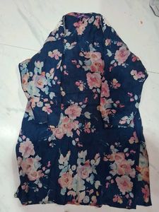 Floral Embroidered Kurta