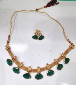 Golden Green Necklace Set