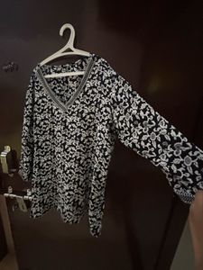 V Neck Black Short Kurti