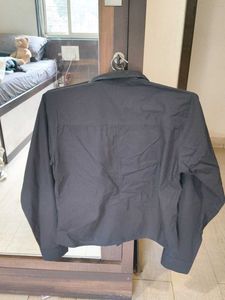 Black shirt