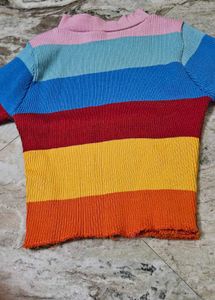 Cute Colourful Top🤌🏻🌈