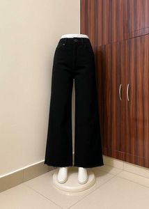 Black Straight Jeans (New)