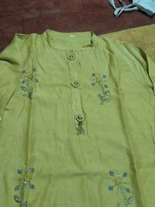 Embroidered Kurta Set