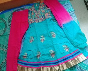 Beautiful Women Anarkali Suit💫