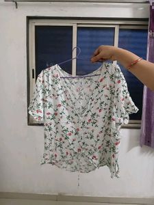 Floral Ruffle Crop Top