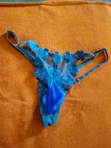 Men&#39;s Floral Detail designer Thong