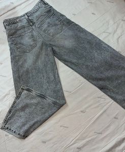 Grey Divided Jeans