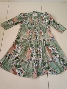 Flower Pint Top