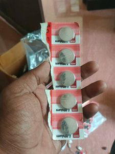 3 Volt Lithium Battery Cr2032 5 Nos