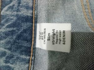 H&amp;M Slim Straight Jeans