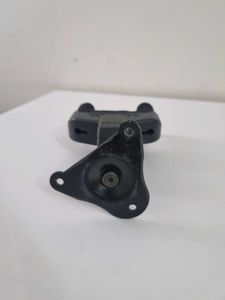 Hercules Guitar Wall Mount