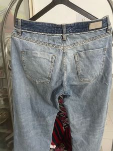 Stylish bootcut jeans