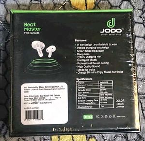 Earbuds (Beat Master&#39;s Original) Totally New